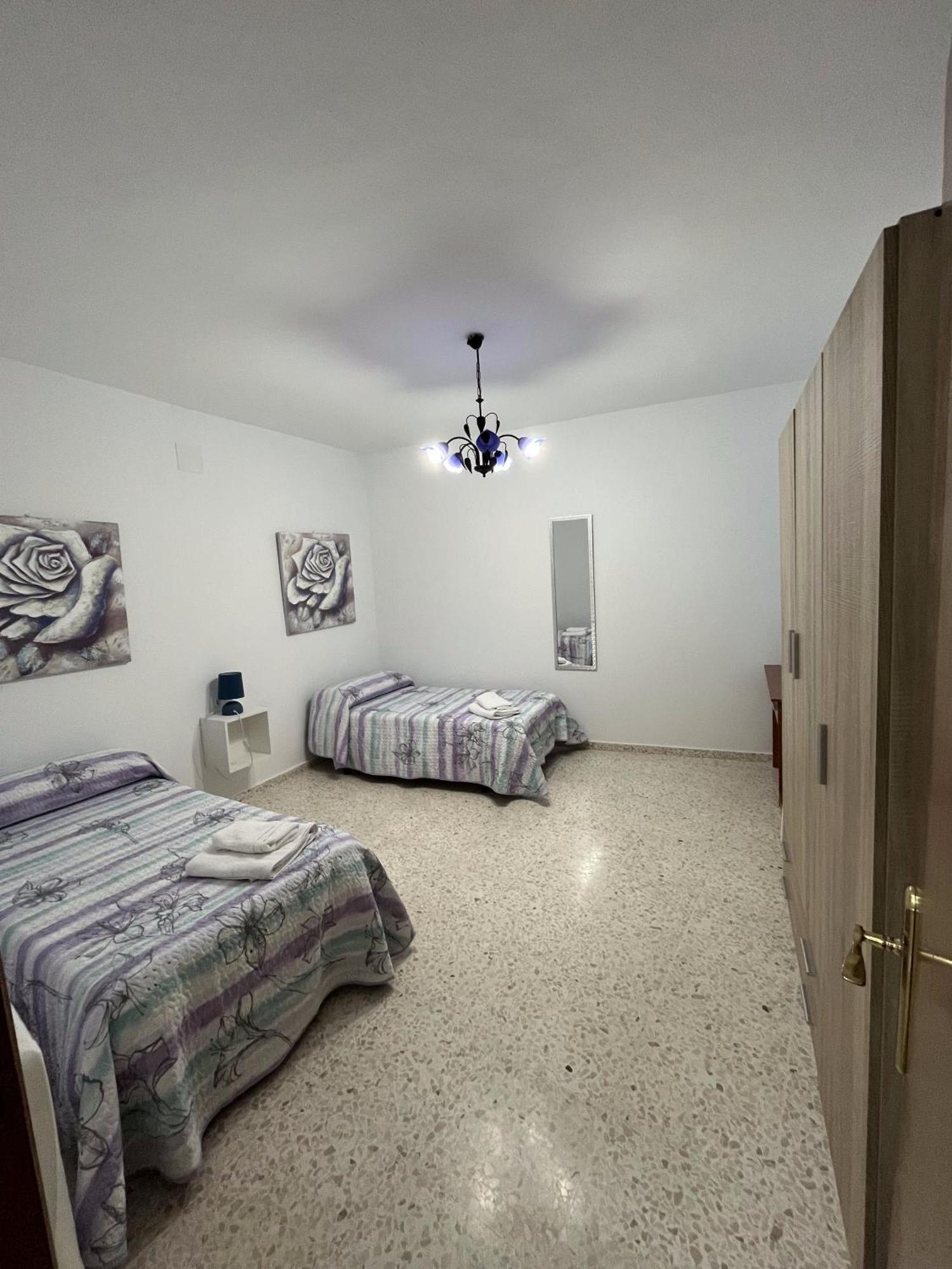El Rincon De Matias Apartment Segura de Leon Ngoại thất bức ảnh